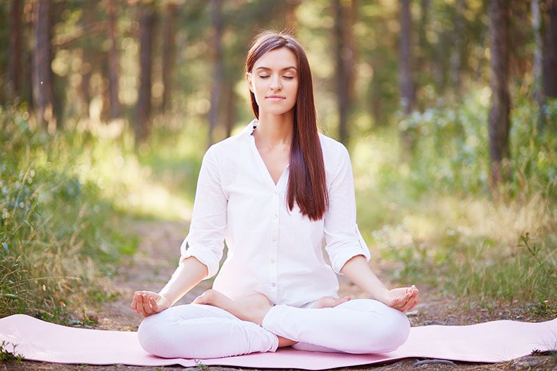 7 Easy Mindfulness Practices To Relax (and get results)